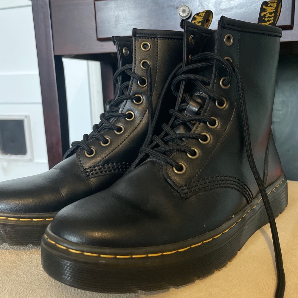 Dr Marten Boots
